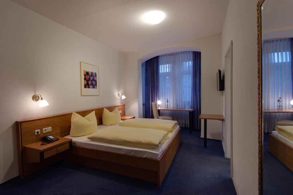 Hotel Gasthof Baren Ochsenfurt Pokój zdjęcie